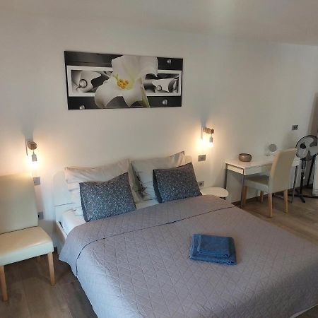 Apartment Cecil Izola Εξωτερικό φωτογραφία