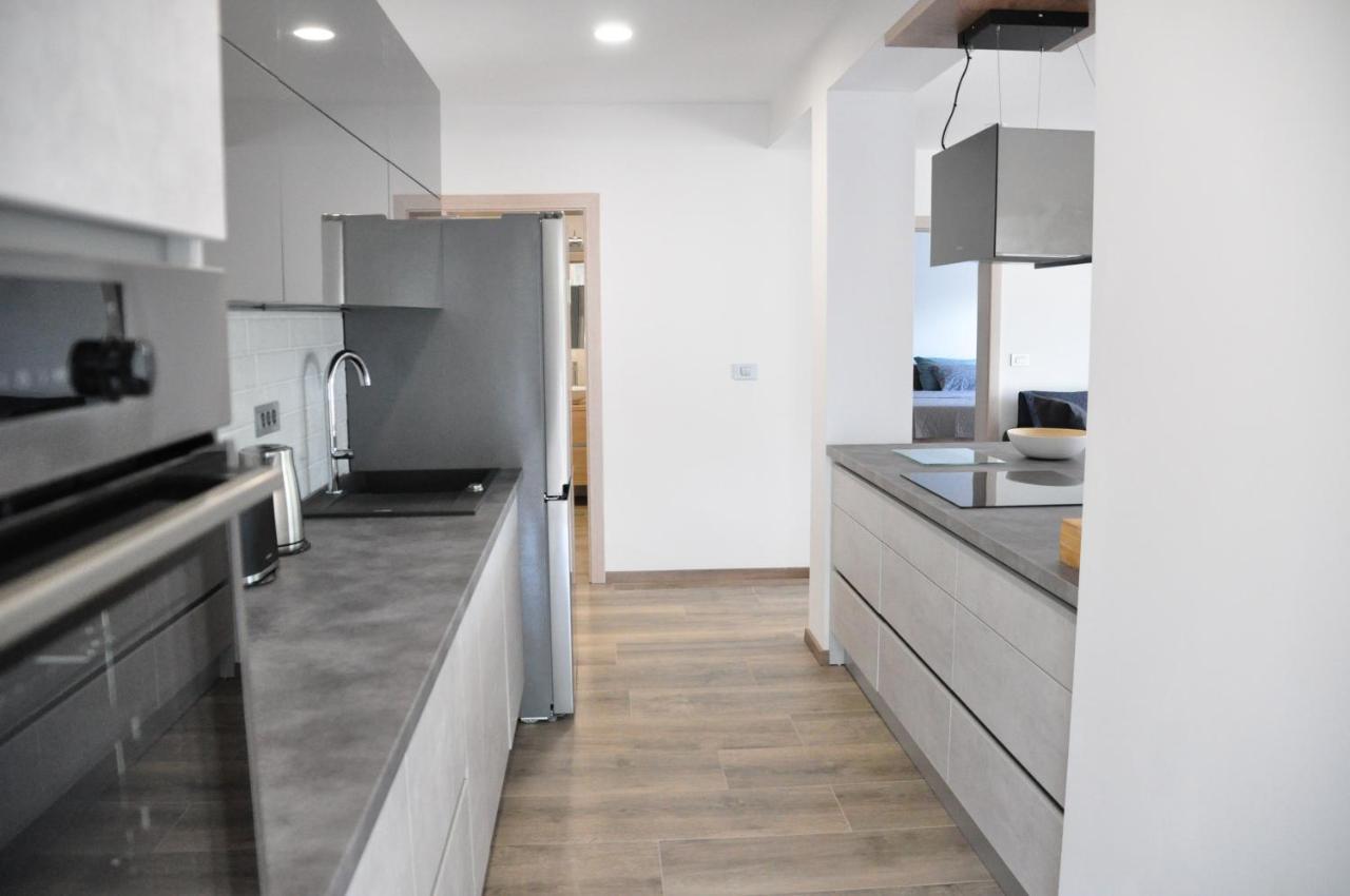 Apartment Cecil Izola Εξωτερικό φωτογραφία