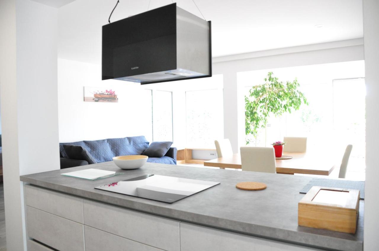Apartment Cecil Izola Εξωτερικό φωτογραφία